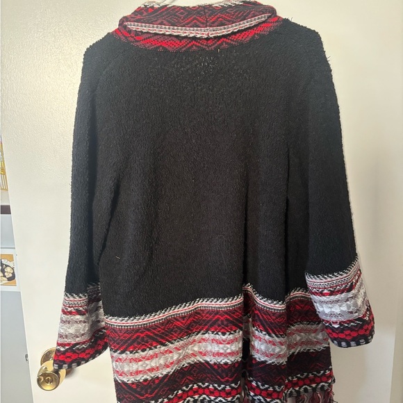 Ruby Rd Women’s 1X Black Red Aztec Print Knit Cardigan Boho Southwestern - Picture 4 of 5